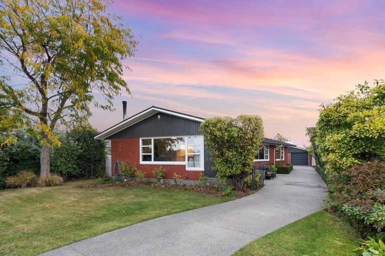 Photo of property in 63 Carruthers Street, Ilam, Christchurch, 8041