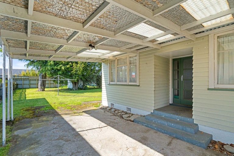 Photo of property in 238 High Street North, Carterton, 5713