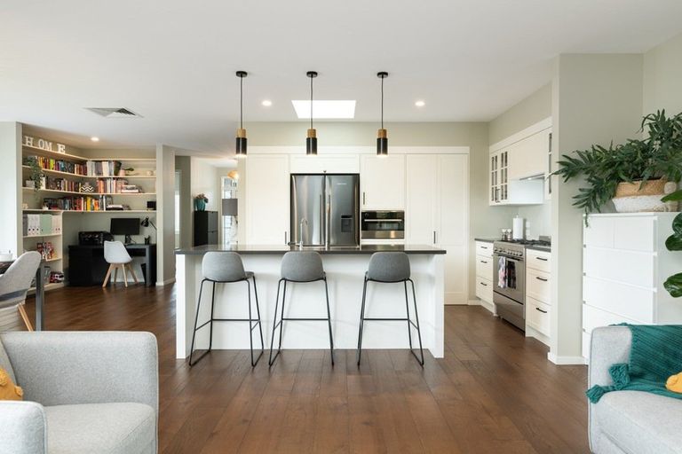 Photo of property in 5 Avocado Lane, Bethlehem, Tauranga, 3110