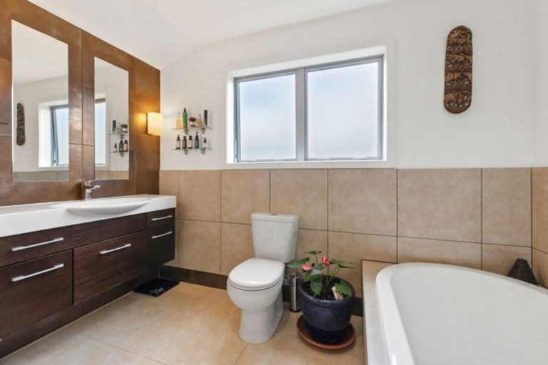 Photo of property in 17 Denehurst Drive, Waimauku, 0812