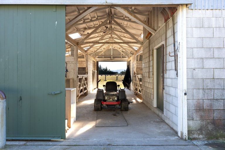 Photo of property in 131 Mount Thomas Road, Fernside, Rangiora, 7471
