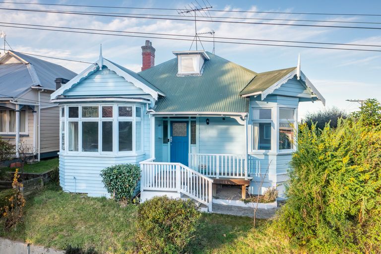Photo of property in 41 Glenpark Avenue, Mornington, Dunedin, 9011