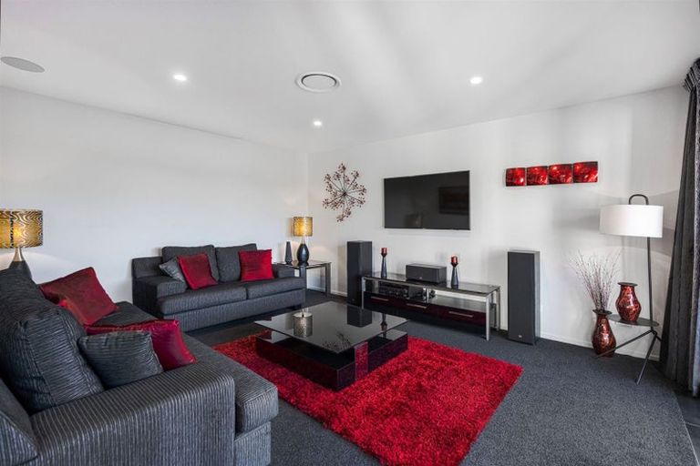 Photo of property in 38 Styx River Place, Spencerville, Christchurch, 8083