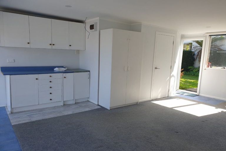 Photo of property in 2 Scott Road, Hobsonville, Auckland, 0616