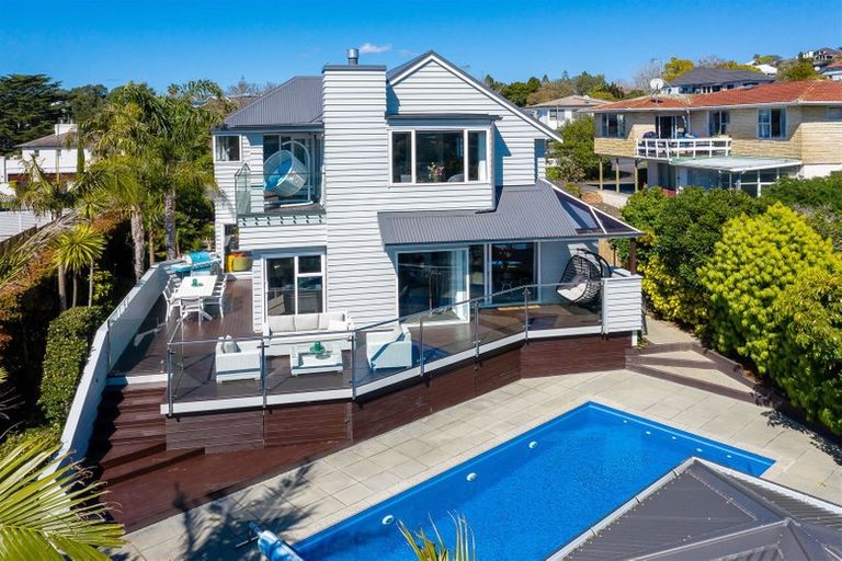 Photo of property in 16 Sea View Terrace, Cockle Bay, Auckland, 2014