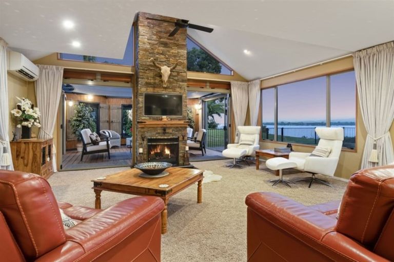 Photo of property in 75 Margaret Drive, Omokoroa, 3114