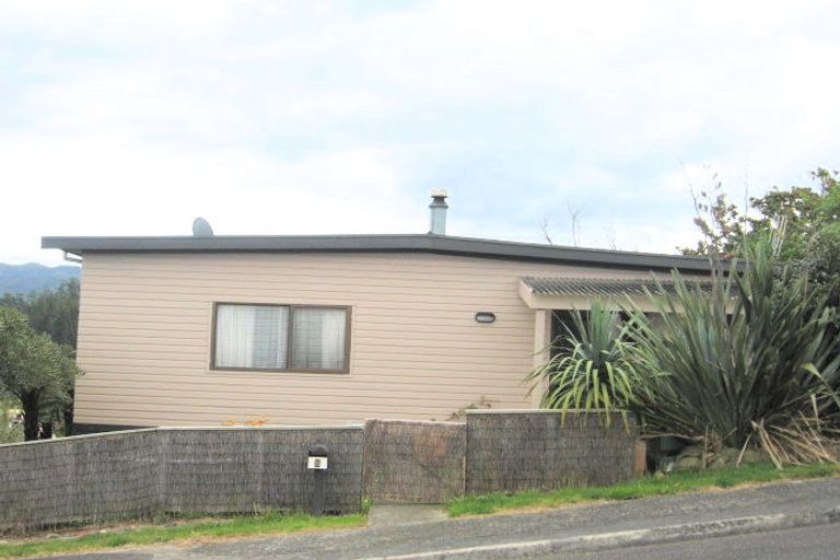 Photo of property in 2 Ridge Road, Tairua, 3508