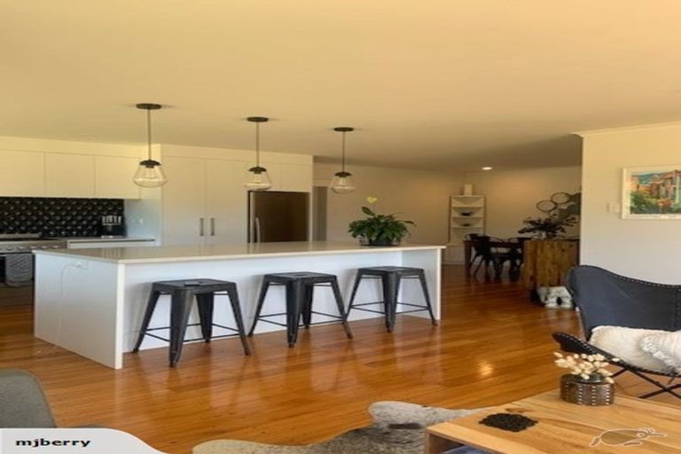 Photo of property in 236 Wood Street, Woodside, Greytown, 5794