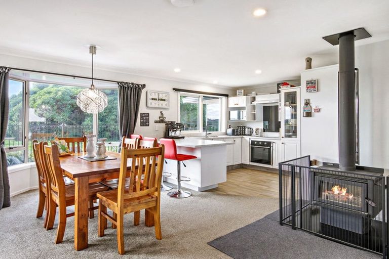 Photo of property in 28 Brightstone Crescent, Aranui, Christchurch, 8061