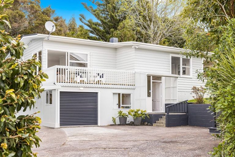Photo of property in 35 Mcdowell Crescent, Hillcrest, Auckland, 0627