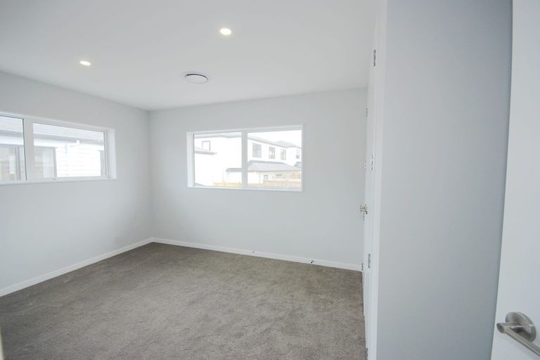 Photo of property in 4 Dorricott Avenue, Hobsonville, Auckland, 0616