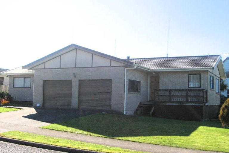 Photo of property in 7 Lorelei Place, Opaheke, Papakura, 2113