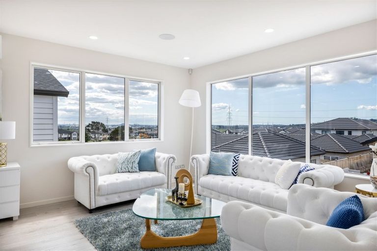 Photo of property in 100 Thomas Road, Flat Bush, Auckland, 2019