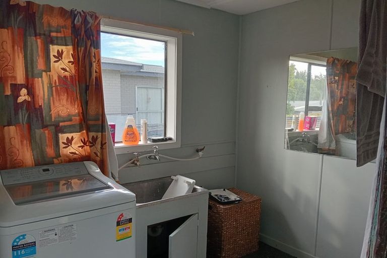 Photo of property in 80 Half Mile Road, Tuatapere, 9620