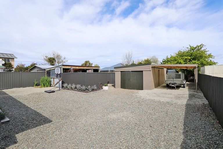 Photo of property in 8 Mackenzie Street, Winton, 9720