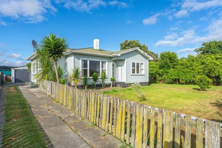 Photo of property in 30 Temuera Street, Otaki, 5512