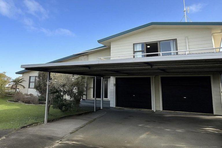 Photo of property in 19 Sandstrom Grove, Feilding, 4702