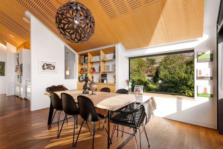 Photo of property in 2 Hammerton Lane, Heathcote Valley, Christchurch, 8022