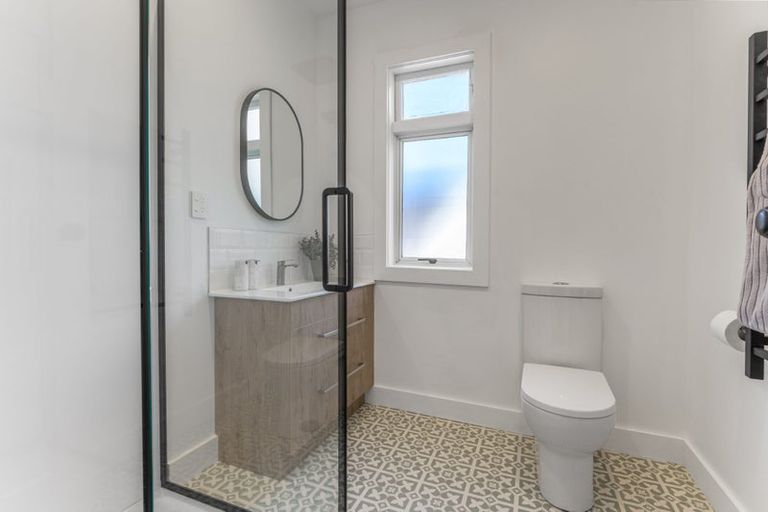 Photo of property in 28 Haig Avenue, Mount Roskill, Auckland, 1041