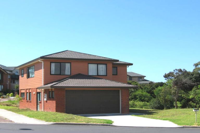 Photo of property in 23 Coventry Way, Long Bay, Auckland, 0630