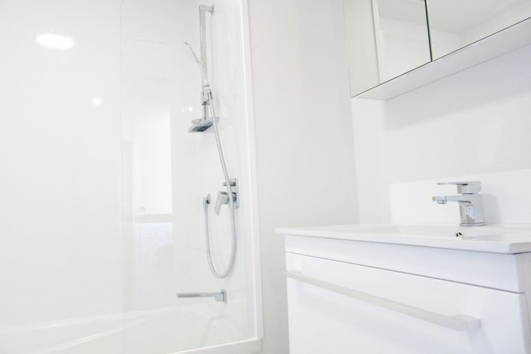 Photo of property in Vedado Apartments, 204/41 Hopper Street, Mount Cook, Wellington, 6011