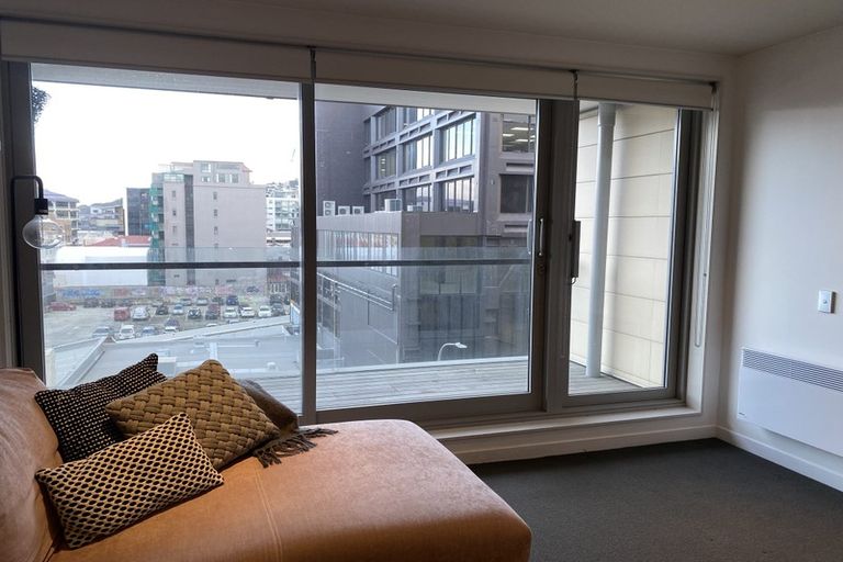 Photo of property in Monument Apartments, 5c/245 Wakefield Street, Te Aro, Wellington, 6011