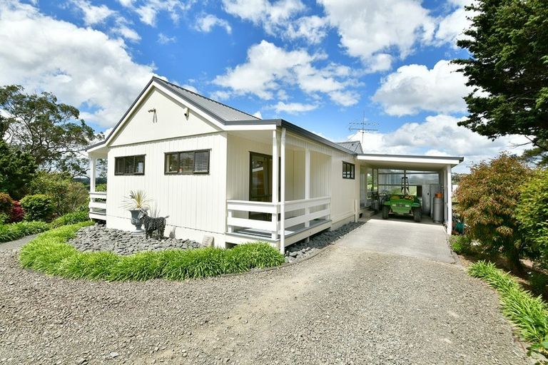 Photo of property in 167 Anderson Road, Helensville, 0875