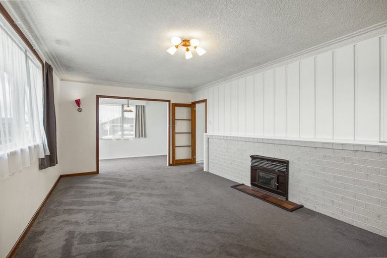 Photo of property in 11 West Hoe Road, Orewa, 0931