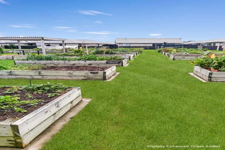 Photo of property in 5 Lance Way, Papamoa, 3118