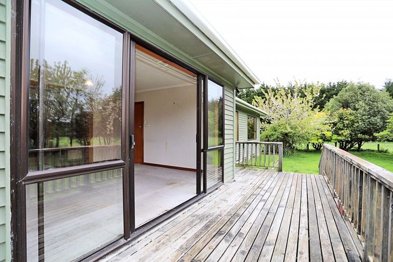 Photo of property in 23 Tussock Creek Grove Bush Road, Grove Bush, Invercargill, 9876