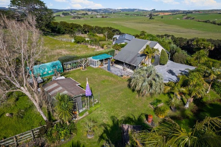 Photo of property in 93 Hamilton Road, Waimauku, 0881