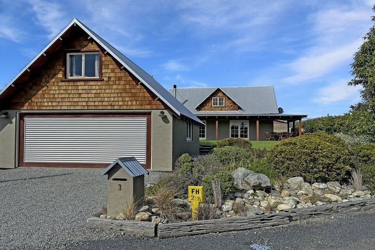 Photo of property in 3 Wolds Place, Twizel, 7901