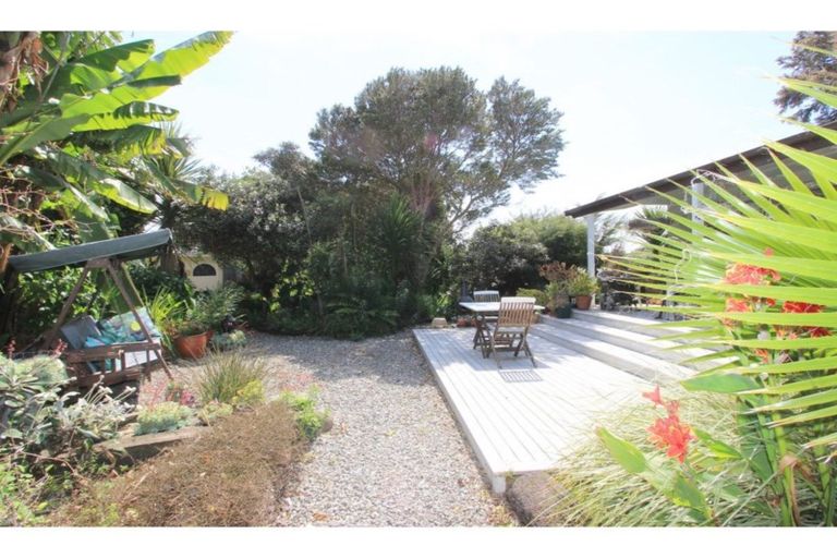 Photo of property in 38 Holdaway Street, Riversdale, Blenheim, 7201