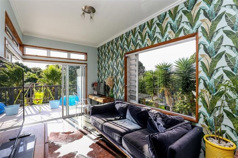 Photo of property in 8 Gaine Street, New Plymouth, 4310