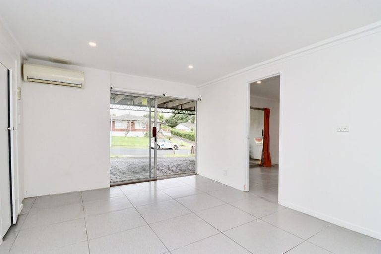 Photo of property in 15 Archmillen Avenue, Pakuranga Heights, Auckland, 2010
