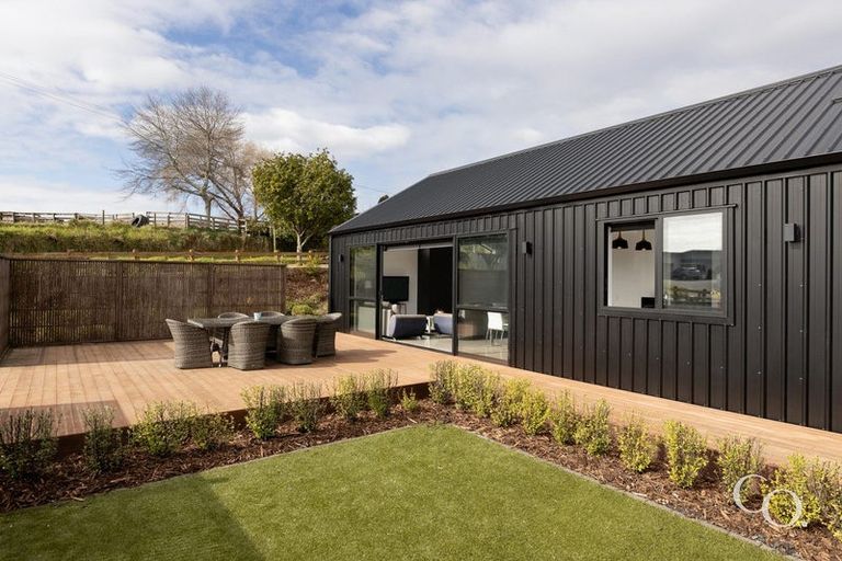 Photo of property in 310 Waitaha Road South, Welcome Bay, Tauranga, 3175