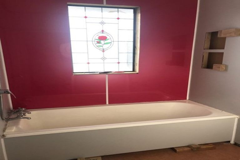 Photo of property in 2a Coulter Road, Owhata, Rotorua, 3010