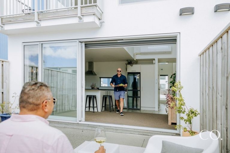 Photo of property in 31 Reynolds Place, Papamoa Beach, Papamoa, 3118