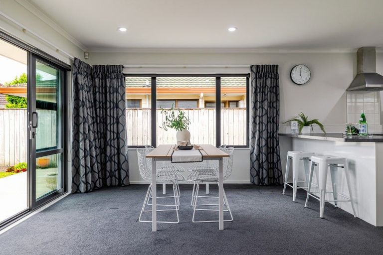 Photo of property in 87a College Street, Awapuni, Palmerston North, 4412