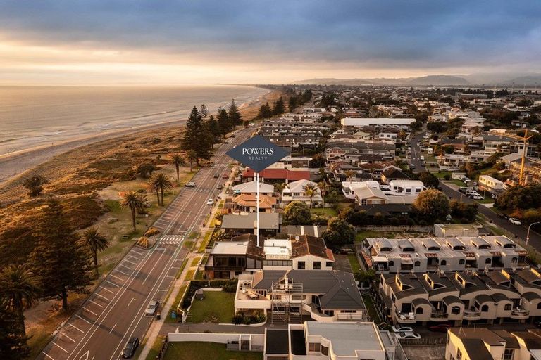 Photo of property in 1/30 Marine Parade, Mount Maunganui, 3116