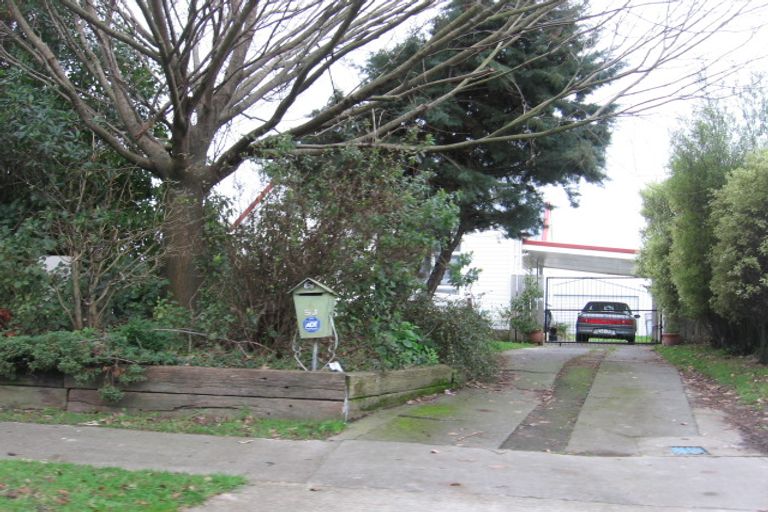 Photo of property in 53 Kaimanawa Street, Kelvin Grove, Palmerston North, 4414