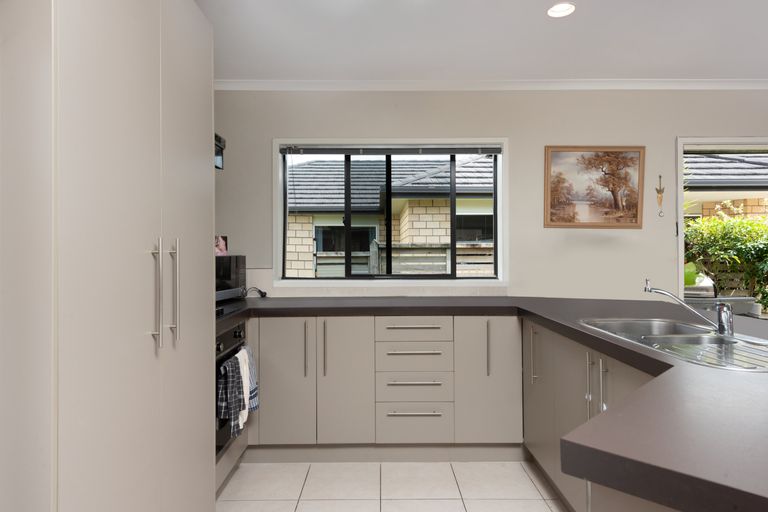 Photo of property in 10/100 Millers Road, Brookfield, Tauranga, 3110