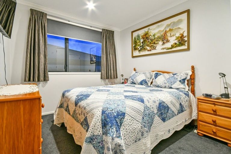 Photo of property in 100 Helenslee Road, Pokeno, 2472