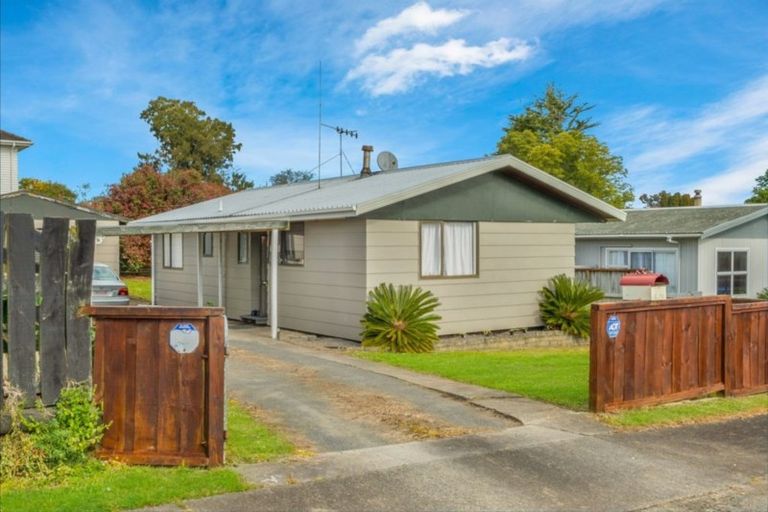 Photo of property in 28 Sain Crescent, Morrinsville, 3300