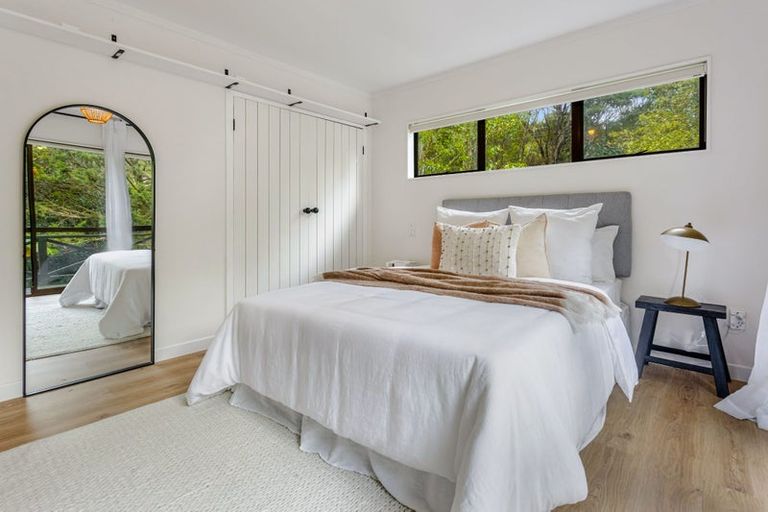 Photo of property in 56 Tanekaha Road, Titirangi, Auckland, 0604