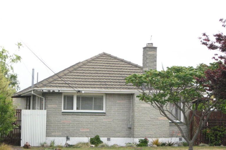 Photo of property in 174 Shortland Street, Aranui, Christchurch, 8061