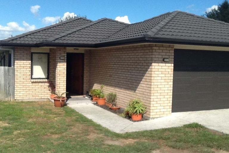 Photo of property in 6 Maadi Place, Papakura, 2110