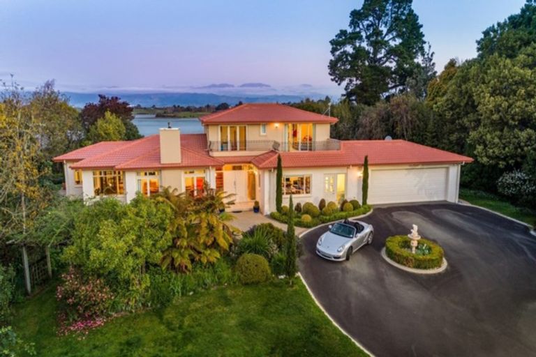 Photo of property in 112 Bronte Road East, Bronte, Upper Moutere, 7173