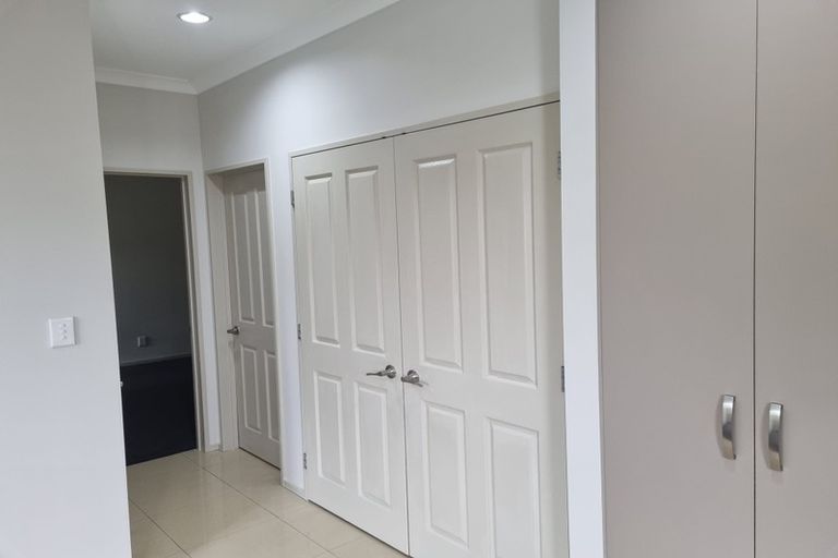 Photo of property in 4 Chieftain Rise, Goodwood Heights, Auckland, 2105