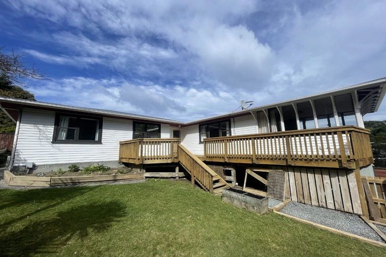 Photo of property in 50 Melrose Road, Island Bay, Wellington, 6023